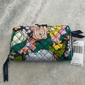Vera Bradley wallet